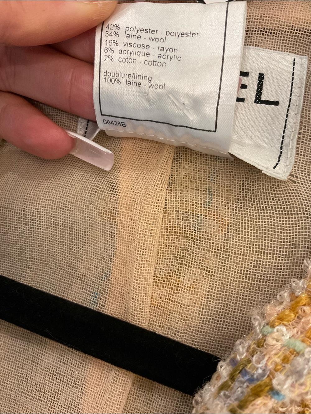 Chanel Jacket - Picture 4 of 7